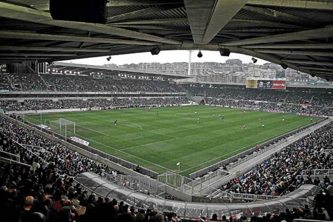 Hoy solo podrán acceder un máximo de 1000 aficionados al estadio. Hoy solo podrán acceder un máximo de 1000 aficionados al estadio.
