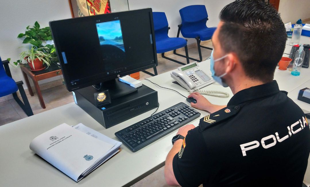 Policía Policía