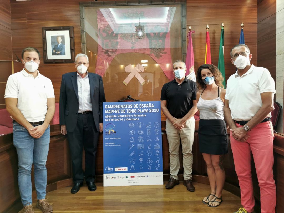 Presentación del torneo nacional en el Ayuntamiento de Vera. Presentación del torneo nacional en el Ayuntamiento de Vera.