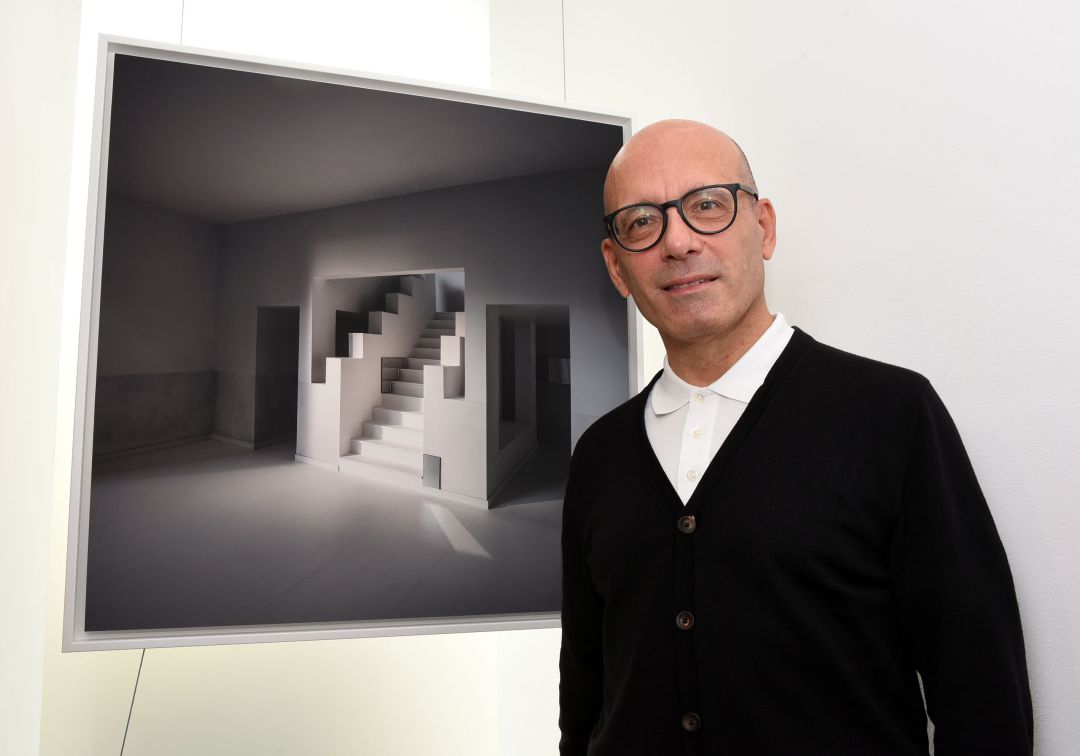 El artista, Emilio Pemjean, duranet la inauguración de la serie El Cuarto Lúcido en el Centro José Guerrero de la Diputación de Granada El artista, Emilio Pemjean, duranet la inauguración de la serie El Cuarto Lúcido en el Centro José Guerrero de la Diputación de Granada