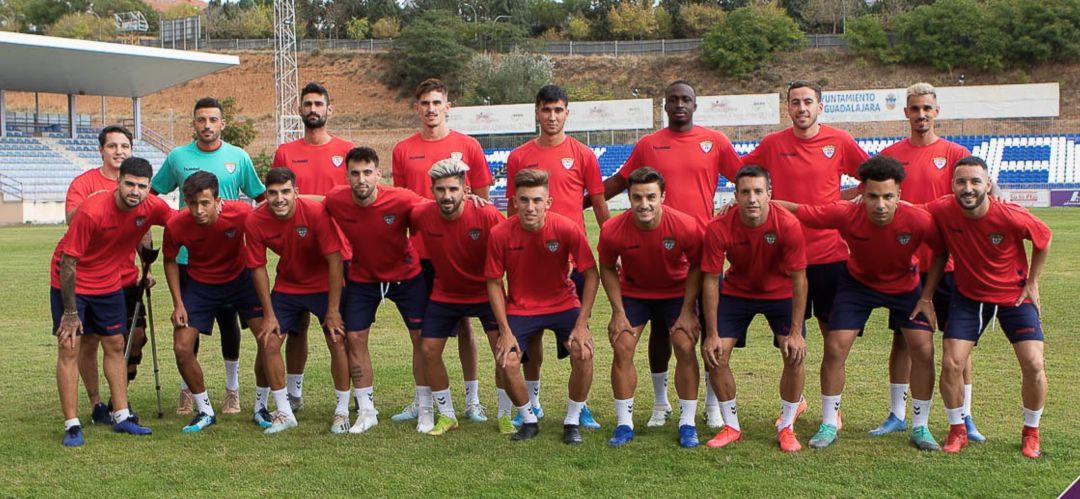 El nuevo Deportivo Guadalajara de Navarro Montoya ya está en marcha El nuevo Deportivo Guadalajara de Navarro Montoya ya está en marcha