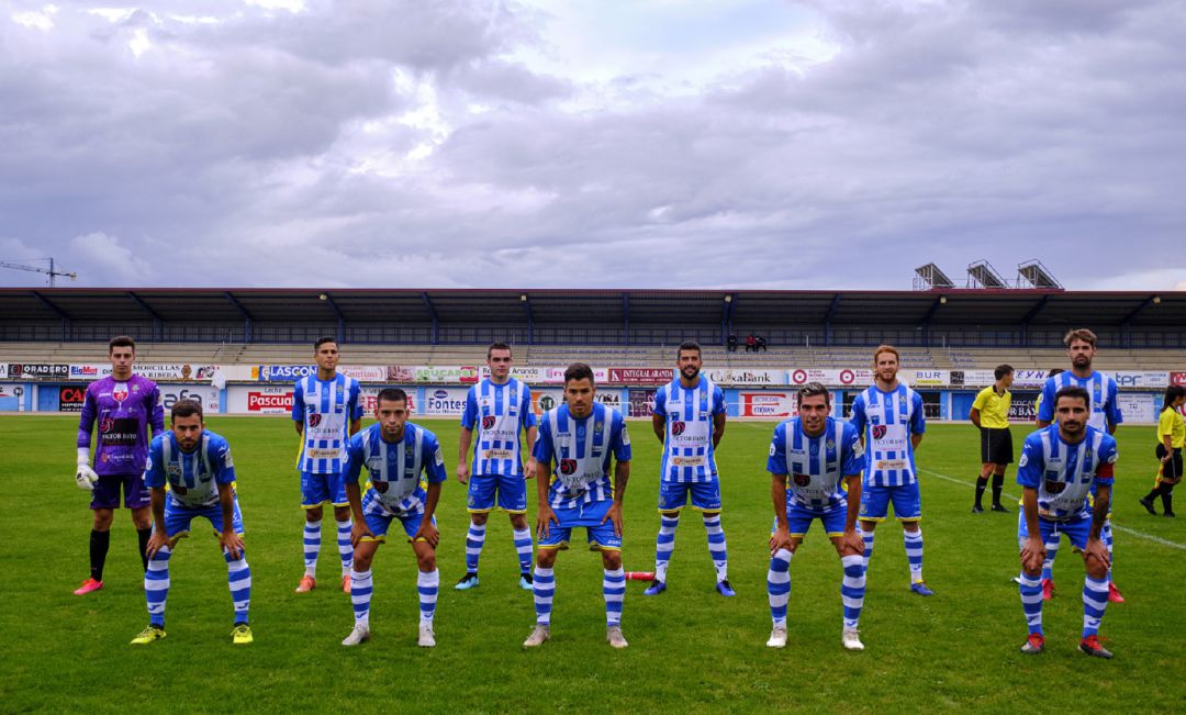 El once inicial de la Arandina ante el Bupolsa el pasado miércoles. El once inicial de la Arandina ante el Bupolsa el pasado miércoles.