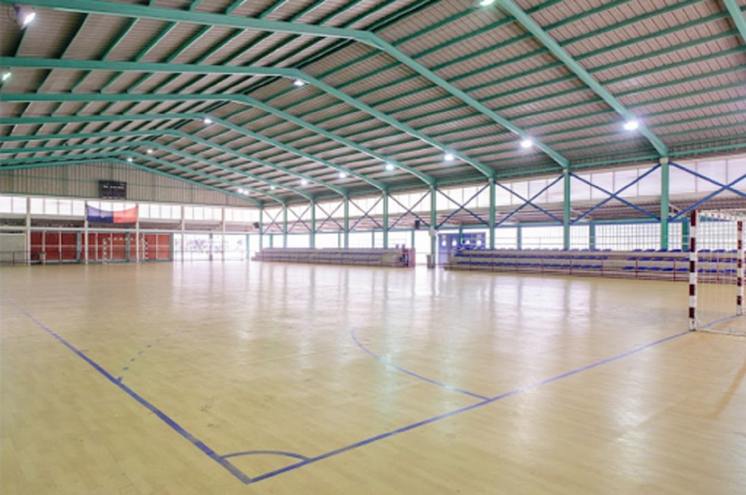 Polideportivo de Carrús Polideportivo de Carrús