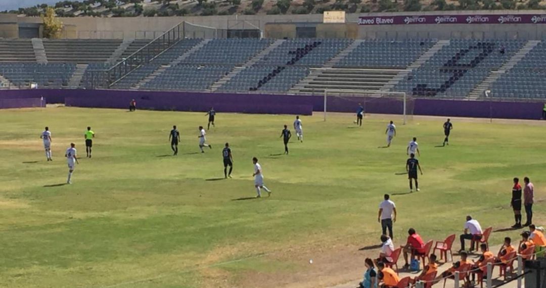 Instante del encuentro entre Real Jaén y UDC Torredonjimeno este domingo en La Victoria. Instante del encuentro entre Real Jaén y UDC Torredonjimeno este domingo en La Victoria.