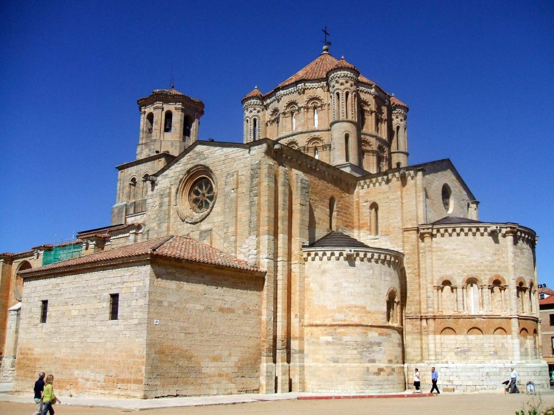 Colegiata de Santa María la Mayor, edificio emblemático de Toro Colegiata de Santa María la Mayor, edificio emblemático de Toro