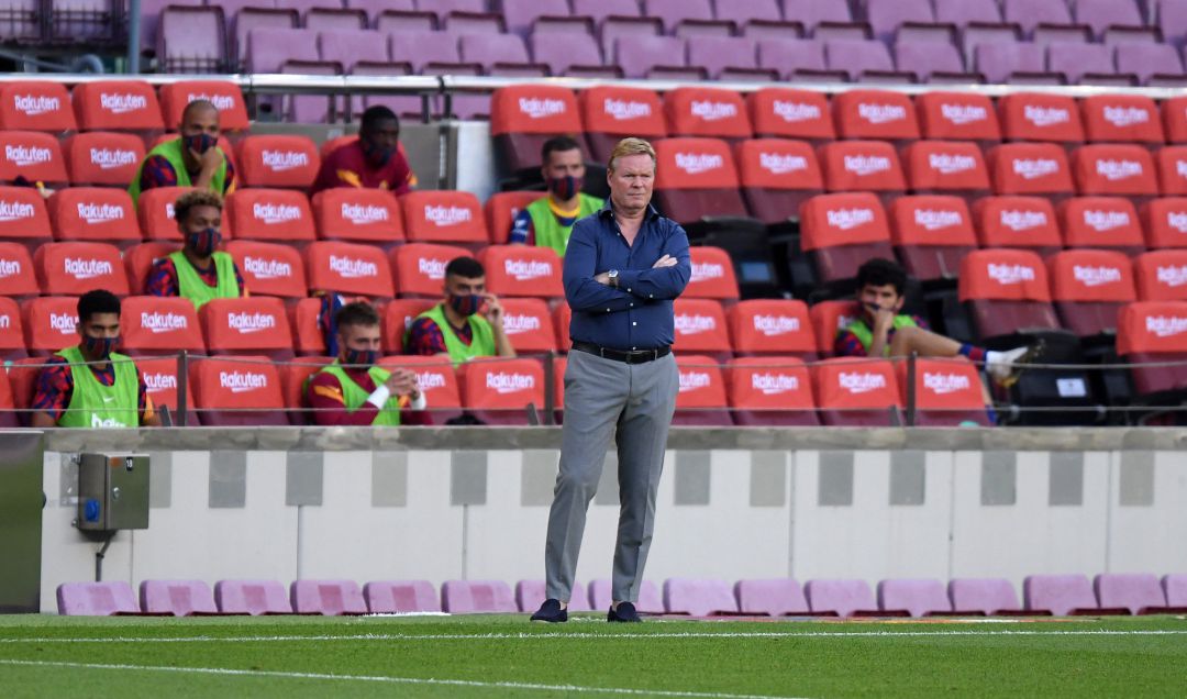 Ronald Koeman, en el Barça-Villarreal Ronald Koeman, en el Barça-Villarreal