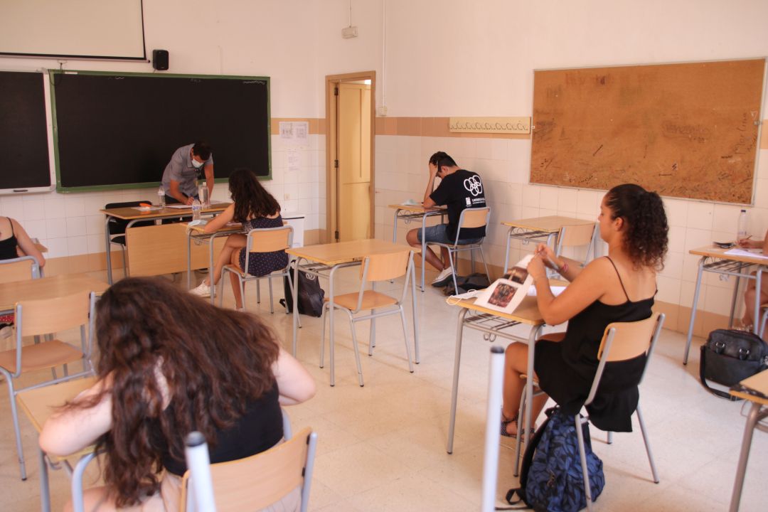 Examen de Selectividad este año en el Instituto Ribalta. Examen de Selectividad este año en el Instituto Ribalta.