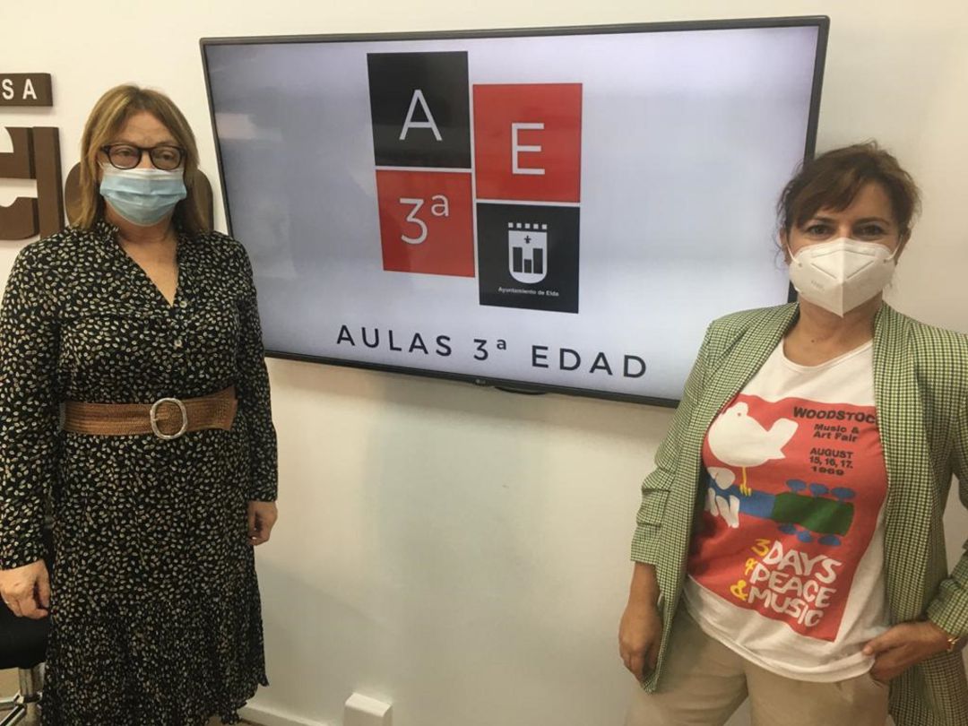 Directora y concejala Cultura Elda en rueda de prensa Directora y concejala Cultura Elda en rueda de prensa