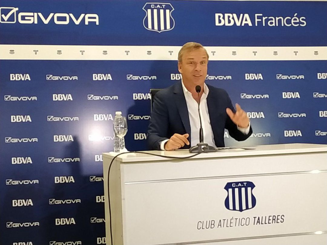 En la imagen, Andrés Fassi durante una comparecencia en Talleres de Córdoba. En la imagen, Andrés Fassi durante una comparecencia en Talleres de Córdoba.