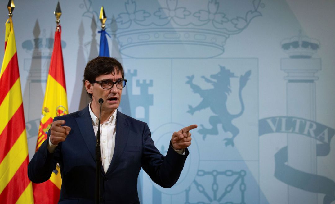 El ministro de Sanidad, Salvador Illa, durante una rueda de prensa. El ministro de Sanidad, Salvador Illa, durante una rueda de prensa.