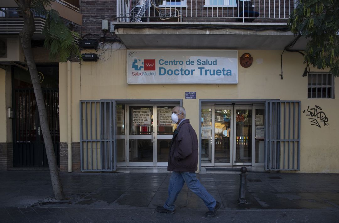 Fachada del Centro de Salud Doctor Trueta de Alcorcón Fachada del Centro de Salud Doctor Trueta de Alcorcón