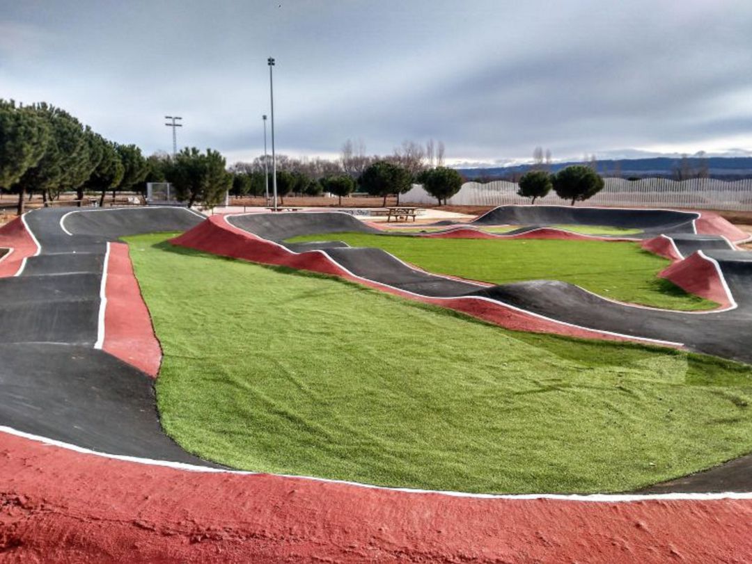 Localidades como Alovera han instalado "pump tracks", una de las propuestas recogidas en los presupuestos participativos Localidades como Alovera han instalado "pump tracks", una de las propuestas recogidas en los presupuestos participativos