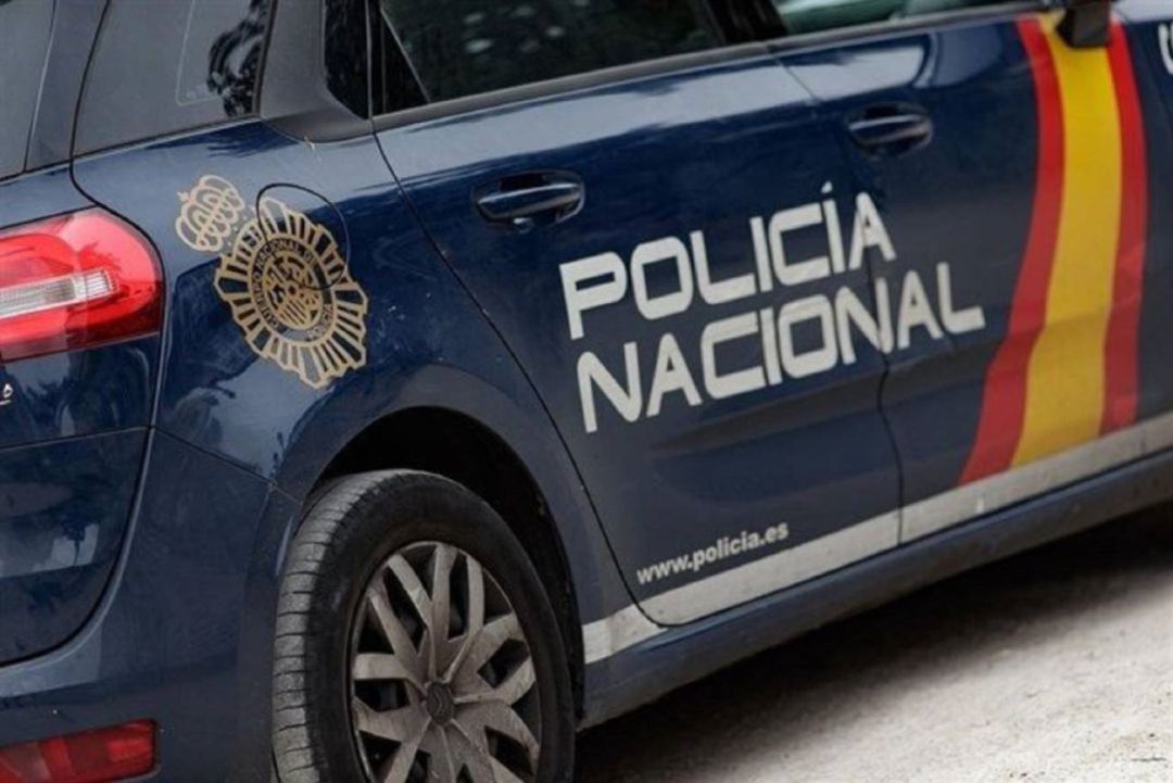 Vehículo de la Policía Nacional Vehículo de la Policía Nacional