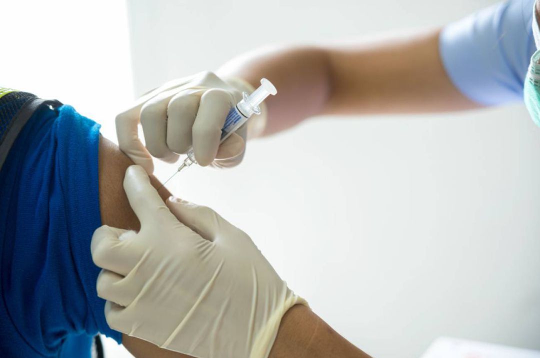 La vacuna de la gripe se adelanta en las residencias La vacuna de la gripe se adelanta en las residencias