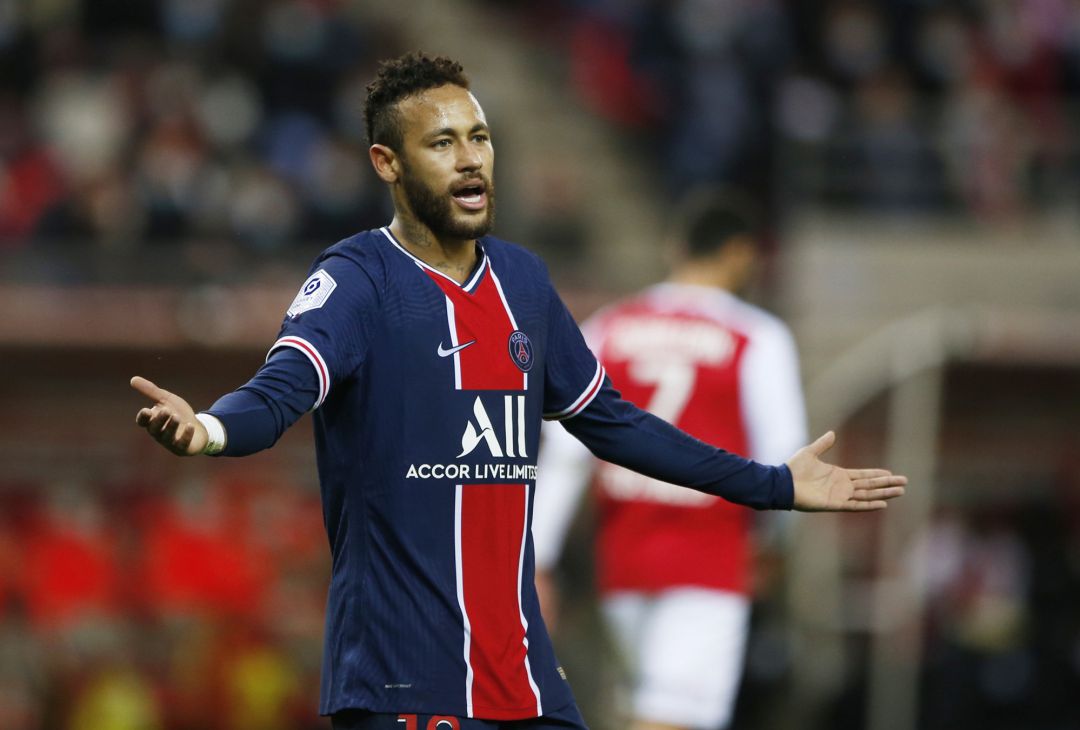 El furtbolista Neymar entra en la lista de morosos El furtbolista Neymar entra en la lista de morosos