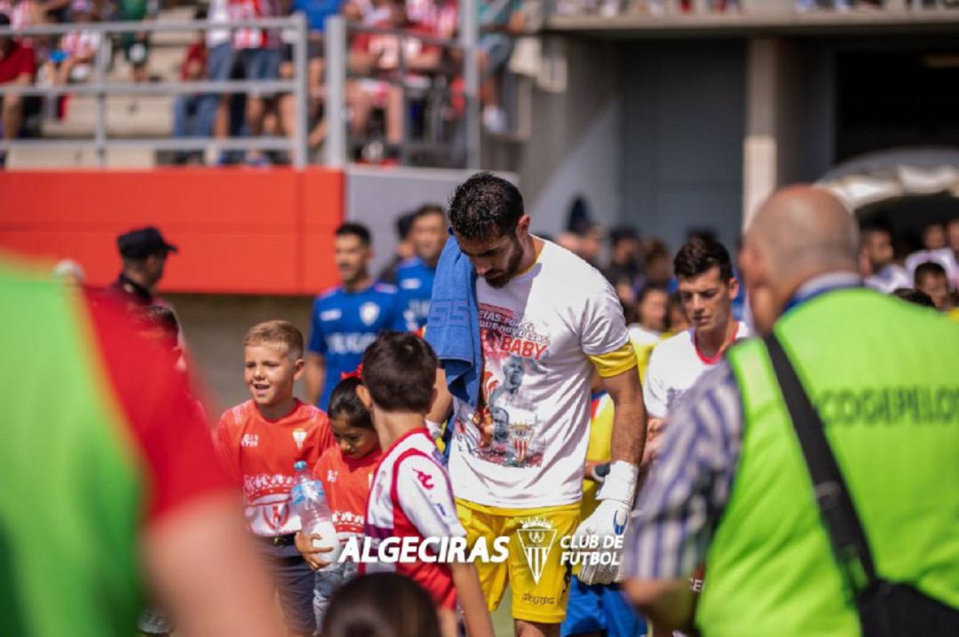 Romero en un partido. Romero en un partido.