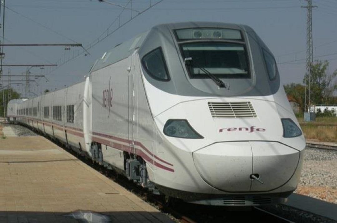 Tren de RENFE Tren de RENFE