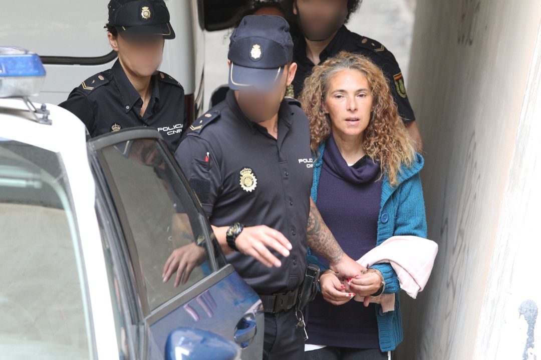 Conchi, conocida como la "viuda negra" de Alicante ha sido declarada culpable por el asesinato de su marido Conchi, conocida como la "viuda negra" de Alicante ha sido declarada culpable por el asesinato de su marido