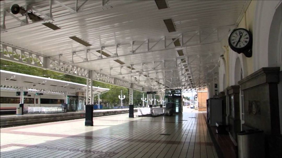 Estacioón de Vitoria Estacioón de Vitoria