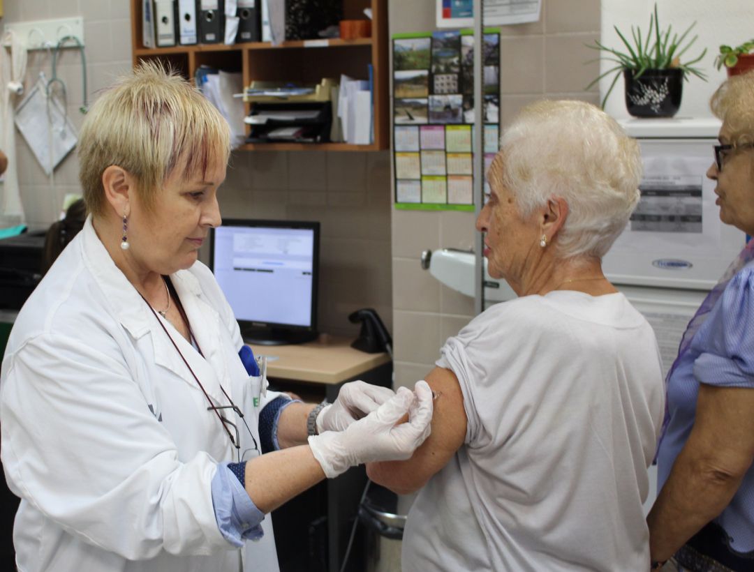 Imagen de archivo de la pasada campaña de vacunación contra la gripe Imagen de archivo de la pasada campaña de vacunación contra la gripe