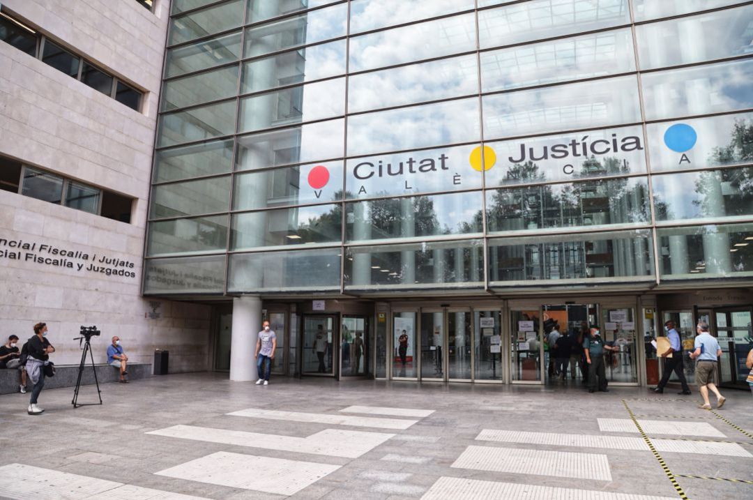 Fachada Ciudad de la Justicia de València Fachada Ciudad de la Justicia de València