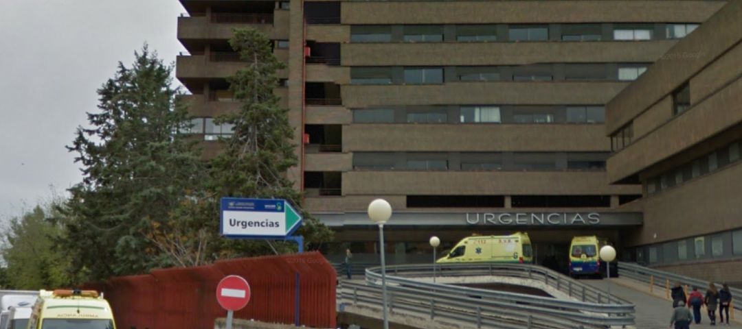 La atención primaria y la hospitalaria piden reforzar los consultorios para evitar el colapso de las urgencias La atención primaria y la hospitalaria piden reforzar los consultorios para evitar el colapso de las urgencias