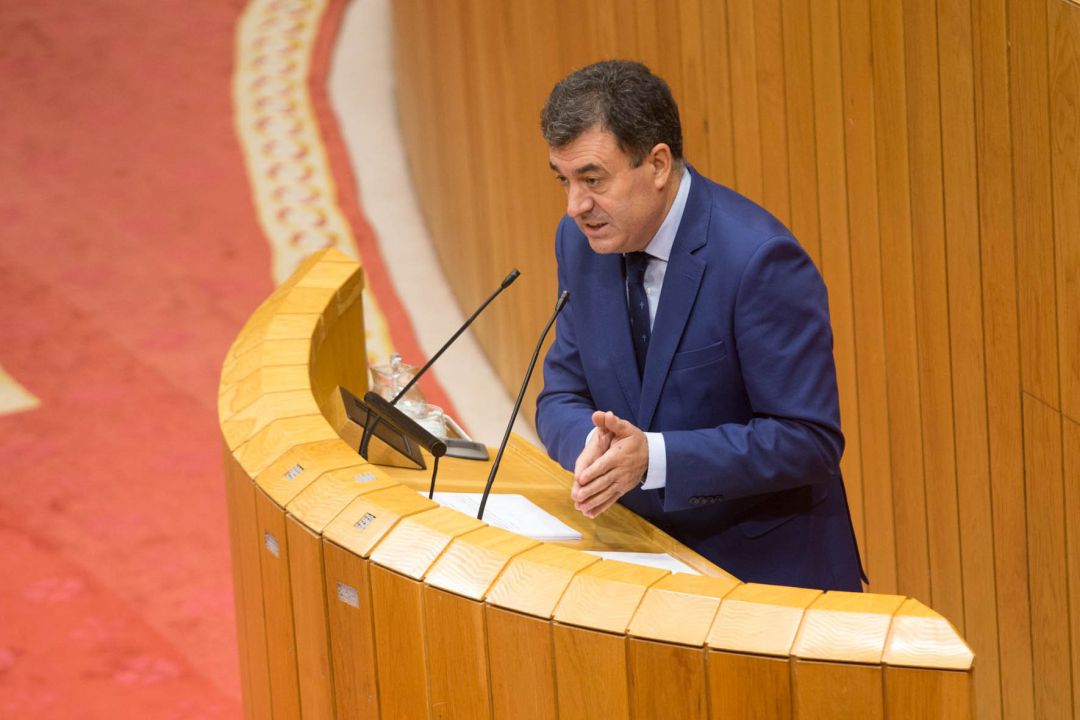 El conselleiro de Cultura, Educación e Universidade, Román Rodríguez.
El conselleiro de Cultura, Educación e Universidade, Román Rodríguez.