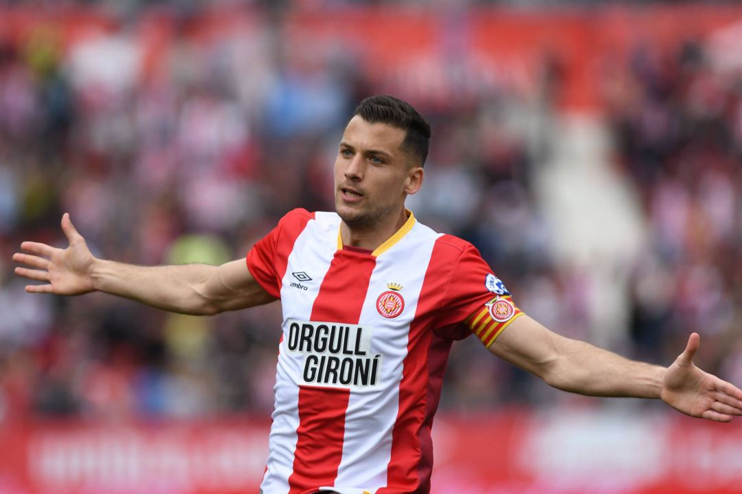 Granell, celebrant un gol. Granell, celebrant un gol.