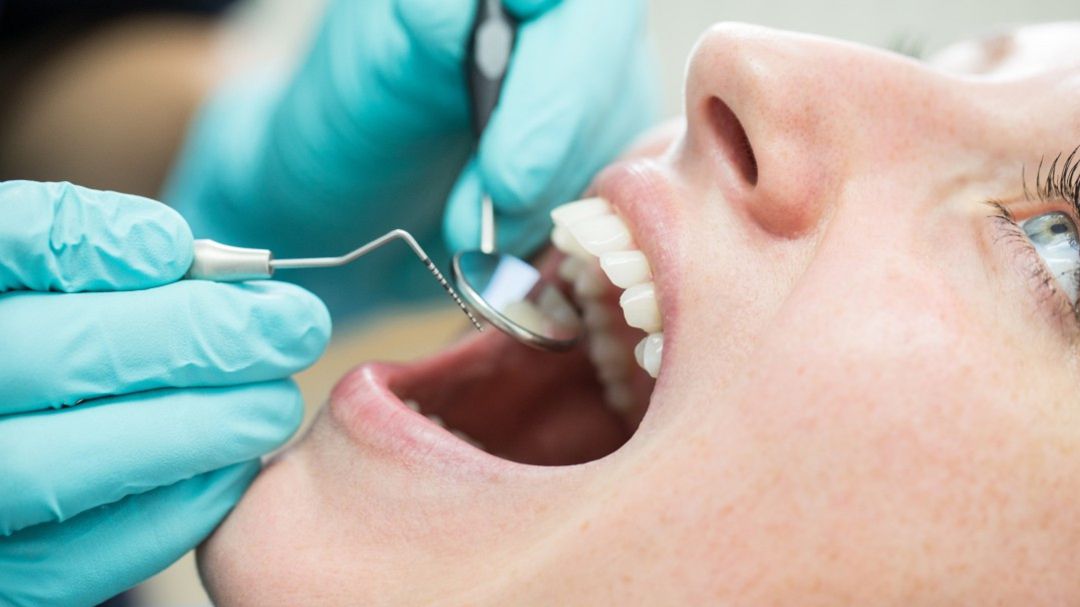 DENTISTAS DENTISTAS