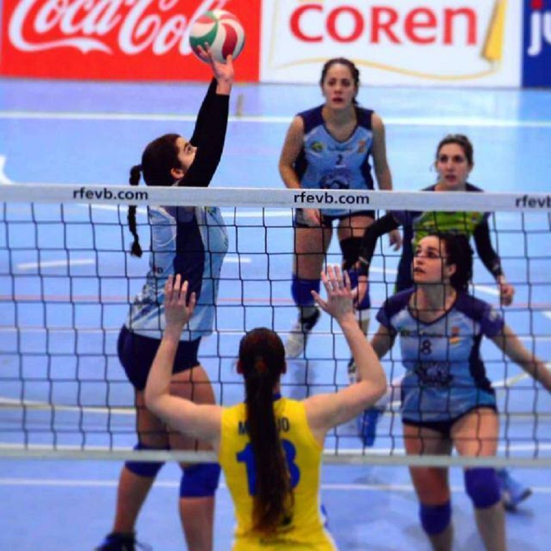 El Club Voleibol Ourense arranca sin público en O Pompeo El Club Voleibol Ourense arranca sin público en O Pompeo