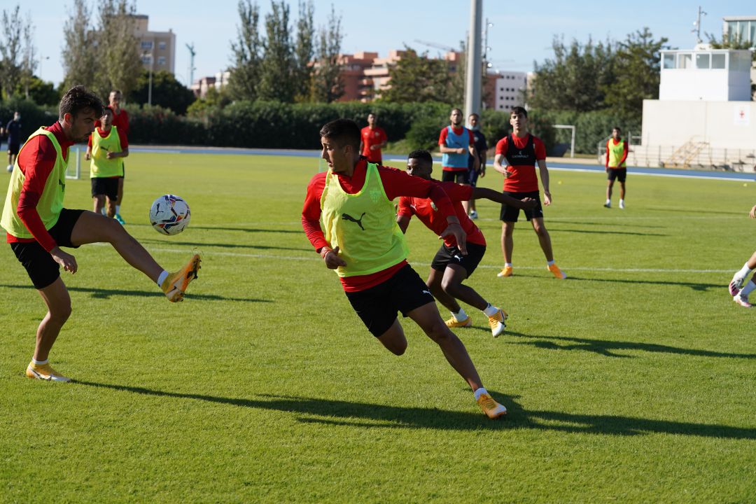 El Almería entrenó este martes en el Anexo. El Almería entrenó este martes en el Anexo.