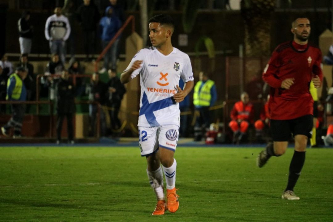 Ale Cruz, el día de su debut con el primer equipo. Ale Cruz, el día de su debut con el primer equipo.