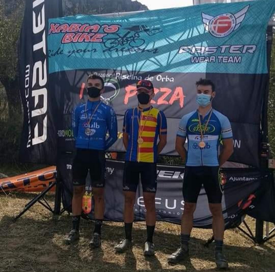 Los bikers de la Fundación José Sabater volvieron al podio Los bikers de la Fundación José Sabater volvieron al podio