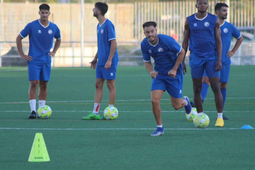 Jacobo durante un entrenamiento del Xerez DFC Jacobo durante un entrenamiento del Xerez DFC