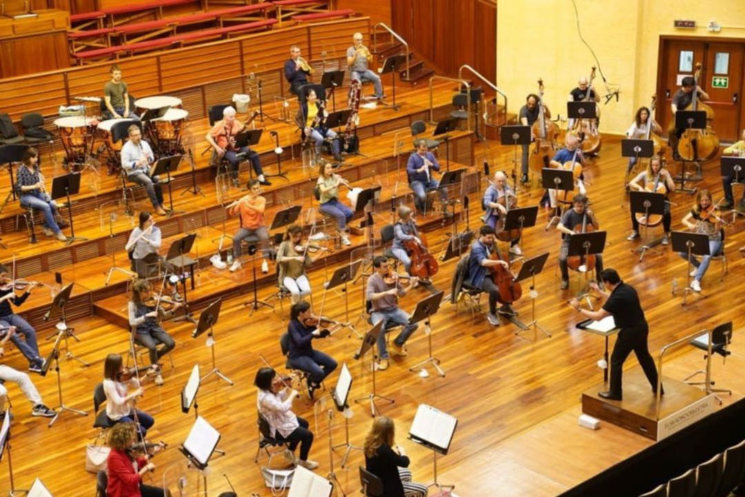 La orquesta estará dirigida por Jaume Santonja, nuevo director asociado de la Euskadiko Orkestra La orquesta estará dirigida por Jaume Santonja, nuevo director asociado de la Euskadiko Orkestra
