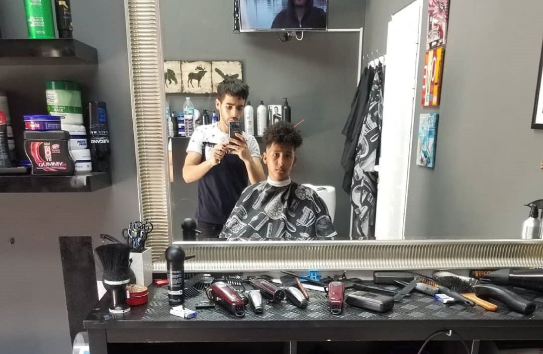 La barbería de Omar está en la calle Ramón y Cajal en la capital de Tenerife, "Omar Barber Shop" La barbería de Omar está en la calle Ramón y Cajal en la capital de Tenerife, "Omar Barber Shop"