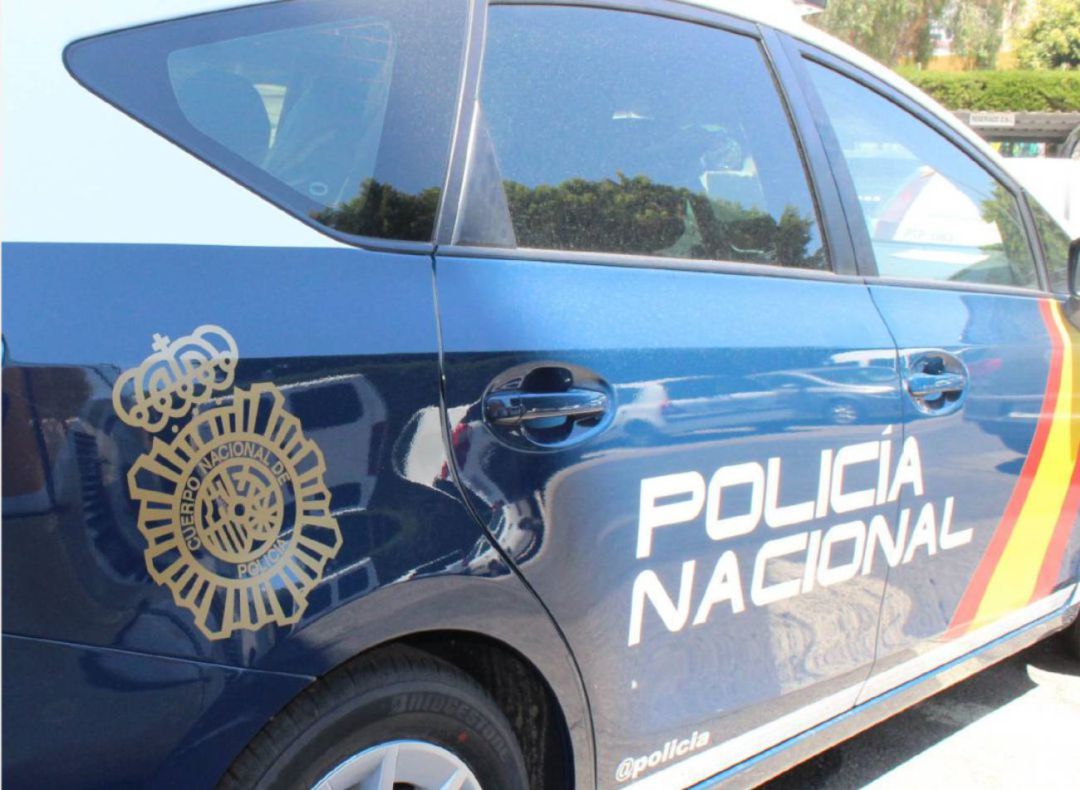 Vehículo de la Policía Nacional Vehículo de la Policía Nacional