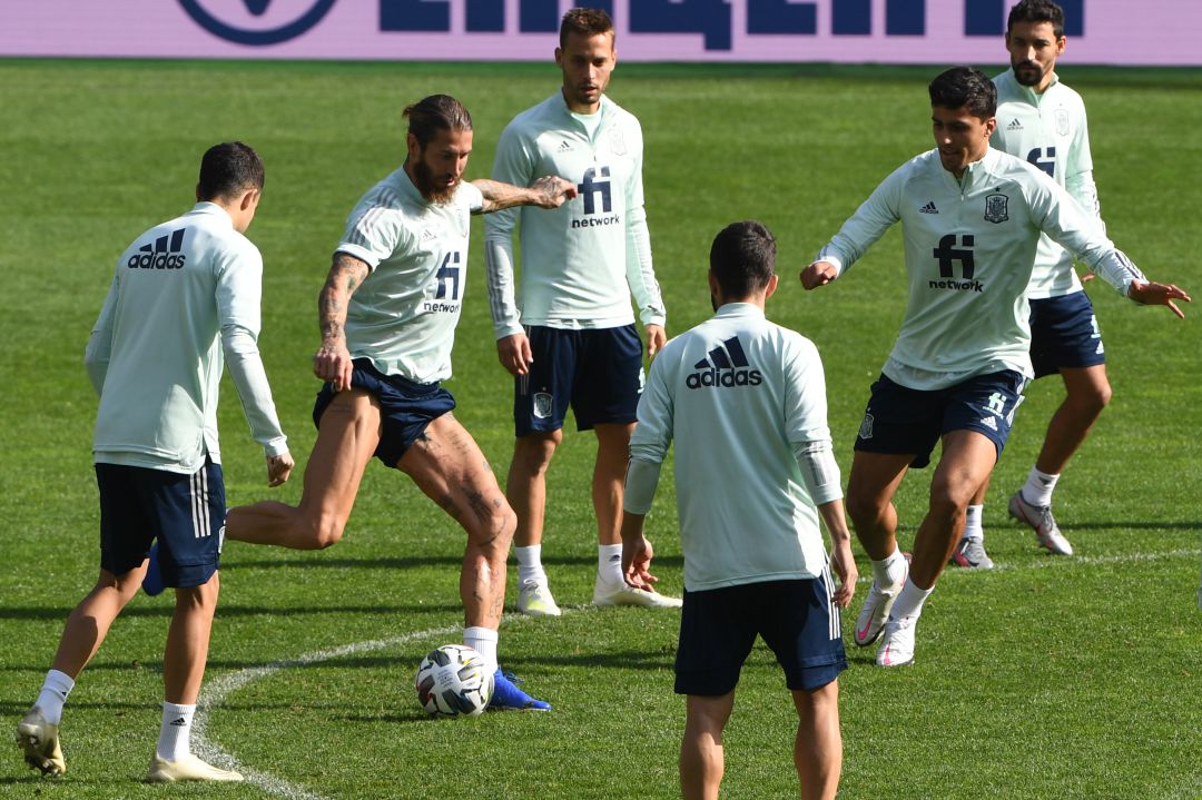 La selección española, en uno de los entrenamientos La selección española, en uno de los entrenamientos
