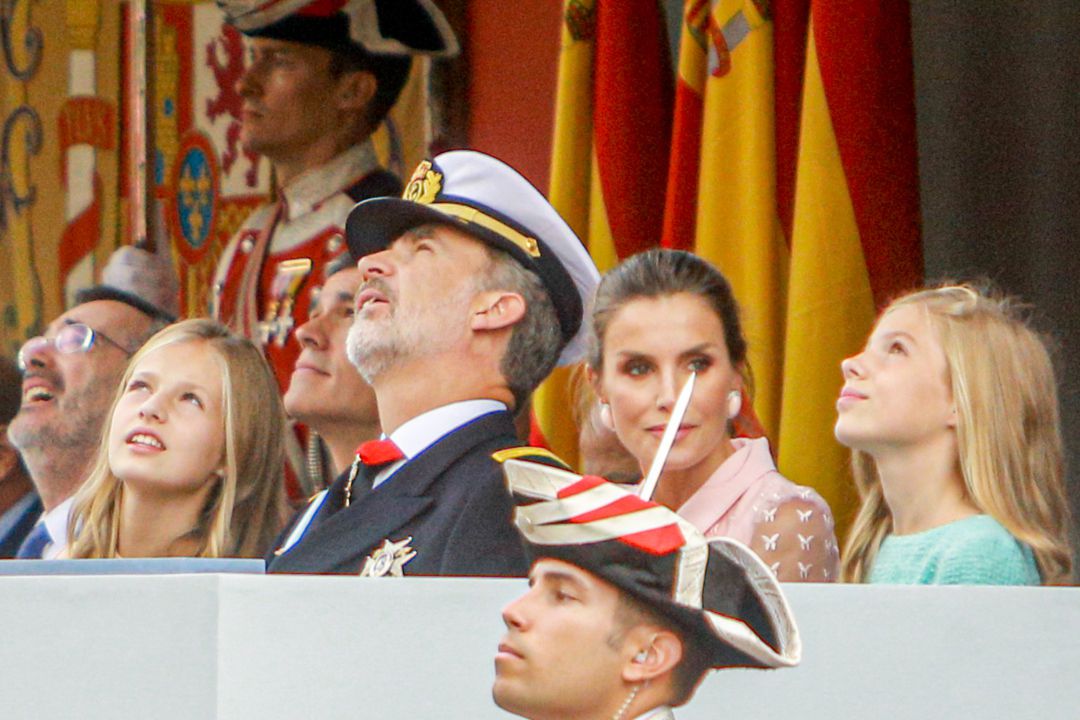 La princesa Leonor, el Rey Felipe VI, la Reina Letizia y la infanta Sofía, asisten al desfile del Día de la Fiesta Nacional, en Madrid (España) a 12 de octubre de 2019. La princesa Leonor, el Rey Felipe VI, la Reina Letizia y la infanta Sofía, asisten al desfile del Día de la Fiesta Nacional, en Madrid (España) a 12 de octubre de 2019.