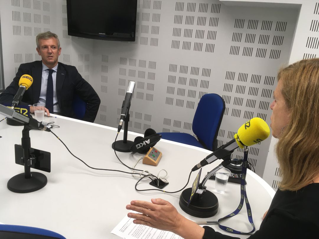 El vicepresidente de la Xunta, Alfonso Rueda, en su entrevista con Aida Pena El vicepresidente de la Xunta, Alfonso Rueda, en su entrevista con Aida Pena