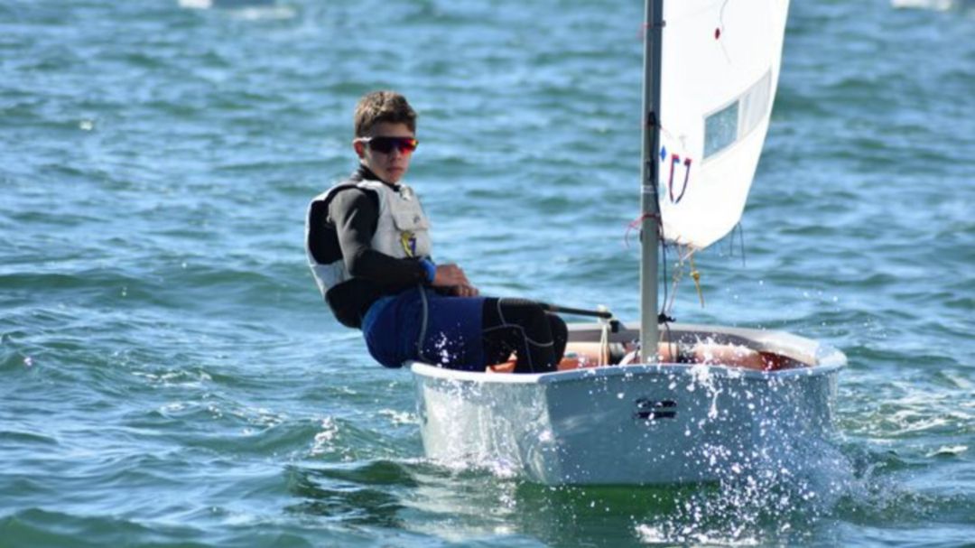 Arturo Arauz, del RCN El Puerto, campeón absoluto. Arturo Arauz, del RCN El Puerto, campeón absoluto.
