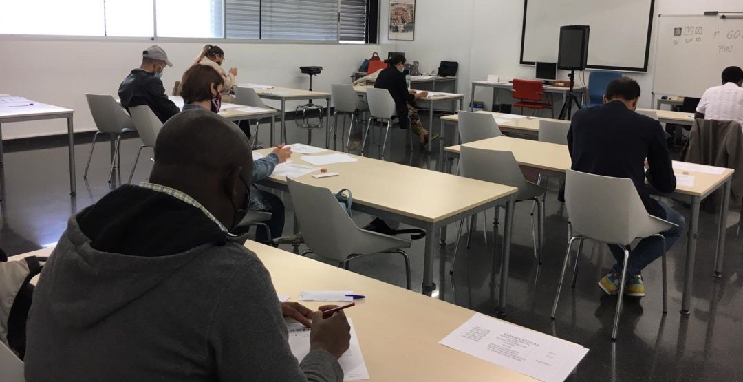 Covocados los exámenes para obtener el B1 de inglés y francés que se suspendieron por el Covid en mayo Covocados los exámenes para obtener el B1 de inglés y francés que se suspendieron por el Covid en mayo