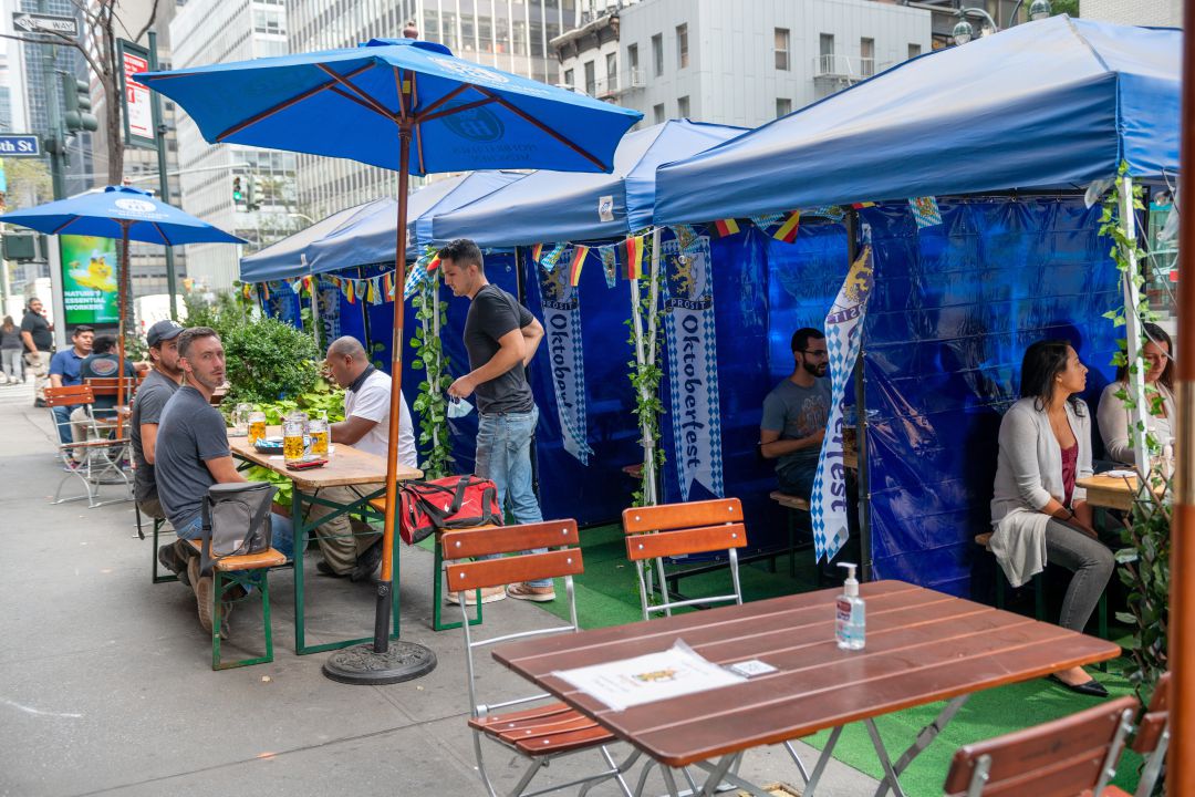 Una terraza situado en la zona del 'mitdtown', en Nueva York.
Una terraza situado en la zona del 'mitdtown', en Nueva York.