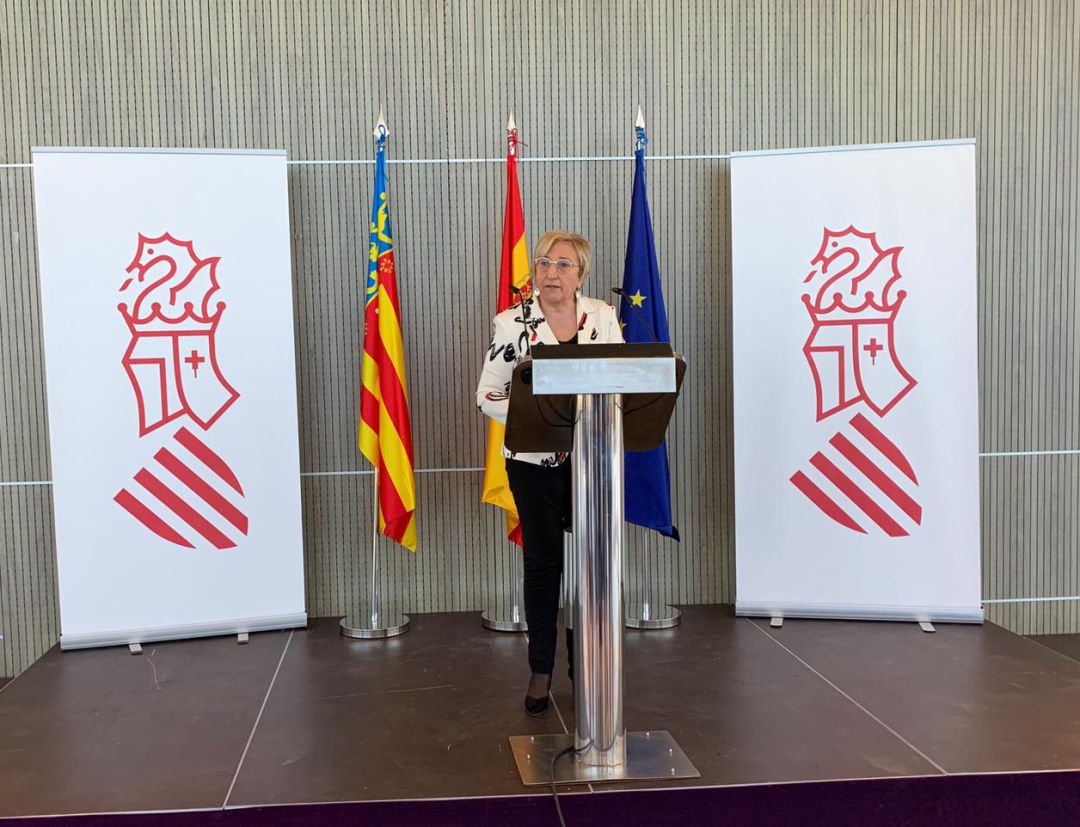 La consellera de Sanitat, Ana Barceló, ha anunciado que la Generalitat no prorrogará la concesión del departamento de salud de Torrevieja La consellera de Sanitat, Ana Barceló, ha anunciado que la Generalitat no prorrogará la concesión del departamento de salud de Torrevieja
