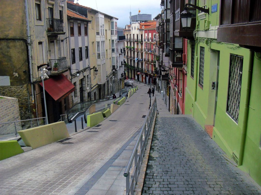 Calle Río de la Pila Calle Río de la Pila