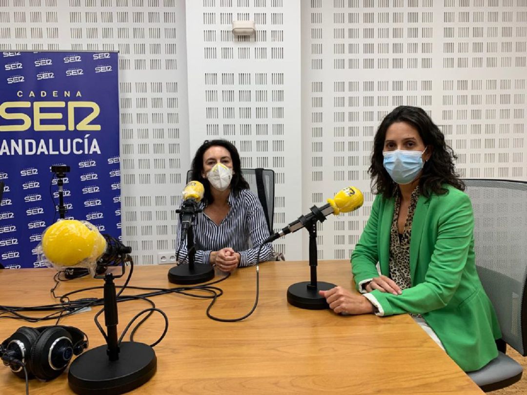 La doctora María Rosa Moyano del Estad, directora del laboratorio del Hospital Quirónsalud Sagrado Corazón y la doctora Isabel Blázquez Gómez-Landero, jefa del laboratorio de Quirónsalud Infanta Luisa La doctora María Rosa Moyano del Estad, directora del laboratorio del Hospital Quirónsalud Sagrado Corazón y la doctora Isabel Blázquez Gómez-Landero, jefa del laboratorio de Quirónsalud Infanta Luisa