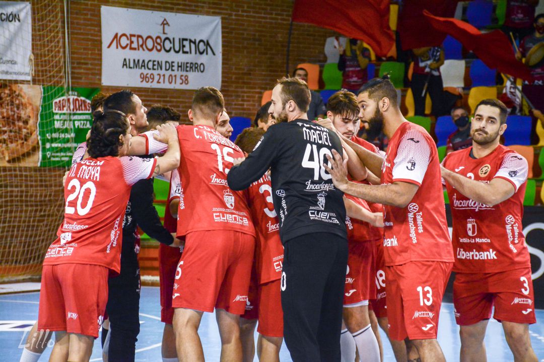 Jugadores del Incarlopsa Cuenca en un partido Jugadores del Incarlopsa Cuenca en un partido