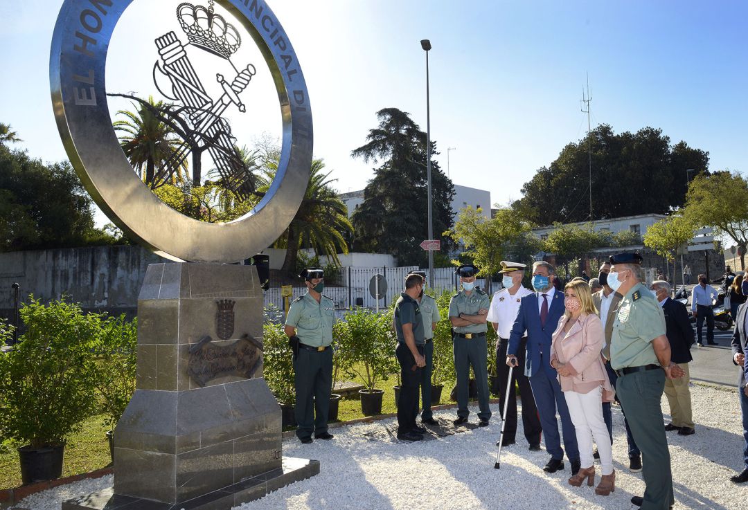 Glorieta en honor a la Guardia Civil Glorieta en honor a la Guardia Civil