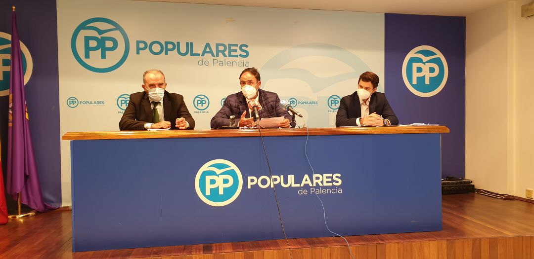 El Partido Popular de Palencia lleva a pleno mociones para la defensa del orden constitucional y contra la ocupación ilegal de vivienda El Partido Popular de Palencia lleva a pleno mociones para la defensa del orden constitucional y contra la ocupación ilegal de vivienda