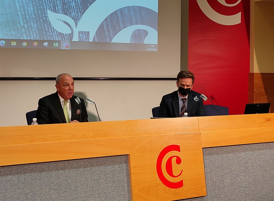 Javier Taberna (izq), presidente de la Cámara de Comercio, y Jose Andrés Palacios, director. Javier Taberna (izq), presidente de la Cámara de Comercio, y Jose Andrés Palacios, director.